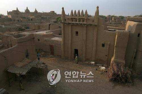 젠네 모스크 [EPA 연합뉴스 자료사진. 재판매 및 DB 금지]