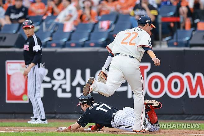 정규리그 1위 LG와 2위 한화의 경기 모습.  [연합뉴스 자료사진]