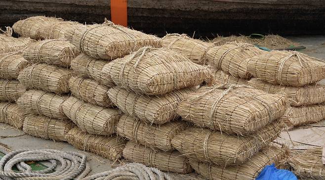 '고려 난파선'에 넣기 위해 만든 볏섬  [국립해양유산연구소 제공. 재판매 및 DB 금지]