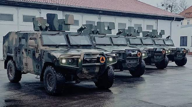 현마 전술 차량