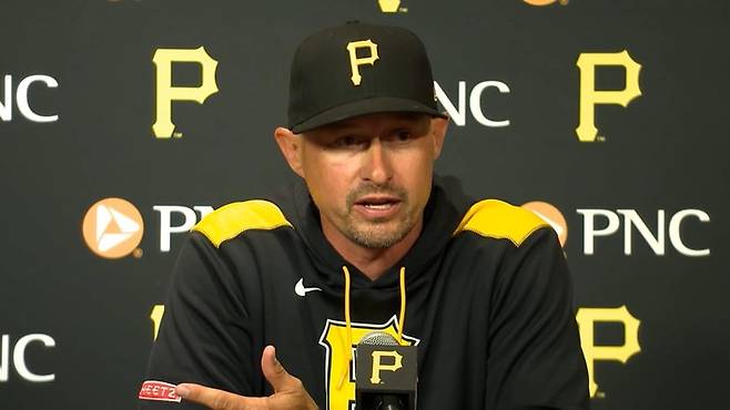 (단 켈리 피츠버그 감독)