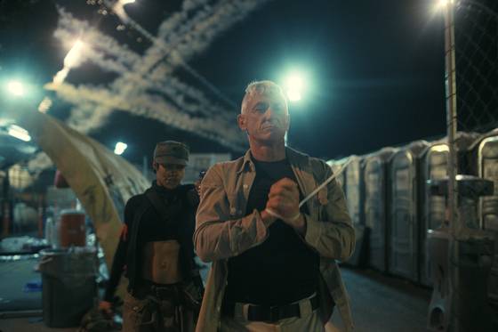 영화 '원 배틀 애프터 어나더'에서 마초 성향 군인을 연기한 숀 펜. 사진 워너브러더스