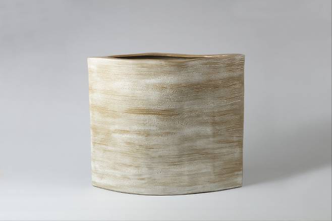 강창성 도예가 '시간의 결' 대상작./사진=김해시