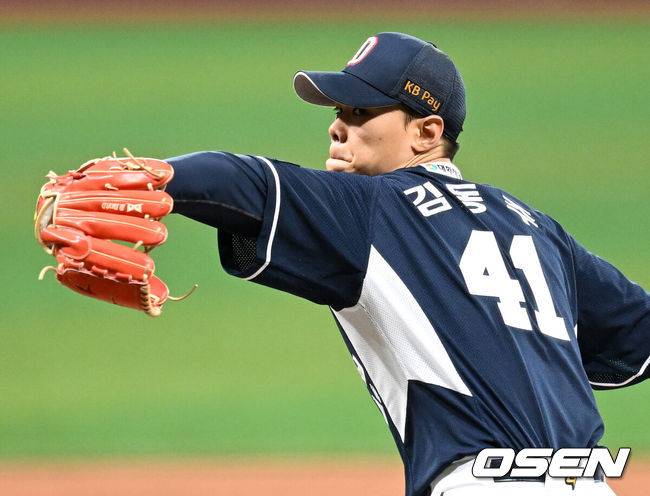 두산 시절 김동주 / OSEN DB