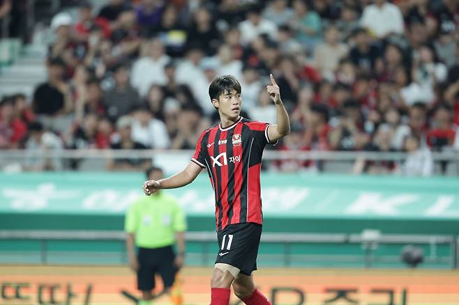 서울은 30일 오후 7시 서울월드컵경기장에서 부리람 유나이티드(태국)와 2025~2026 아시아축구연맹(AFC) 챔피언스리그 엘리트(ACLE) 동아시아권역&nbsp;리그 스테이지 2차전에 나선다. 천성훈이 서울 이적 후 첫 선발 명단에 이름을 올렸다. 사진제공｜한국프로축구연맹