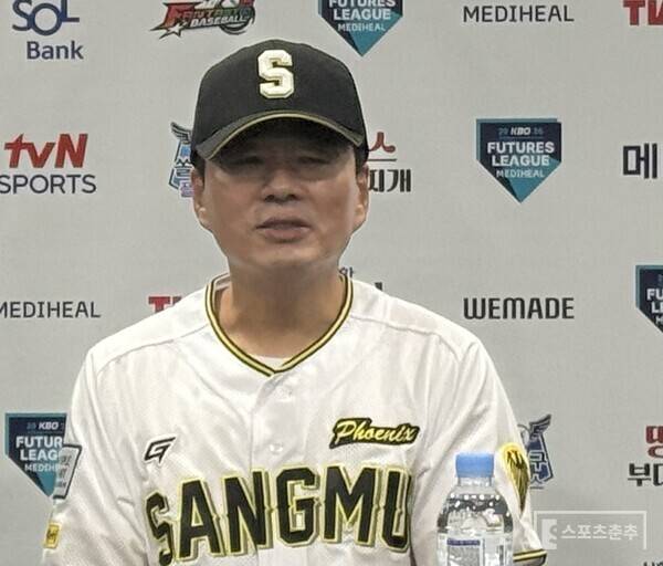 상무 박치왕 감독이 10월 1일 서울 고척스카이돔에서 KT와의 퓨처스 리그 챔피언 결정전을 앞두고 취재진을 만났다. (사진=스포츠춘추 박승민 기자)