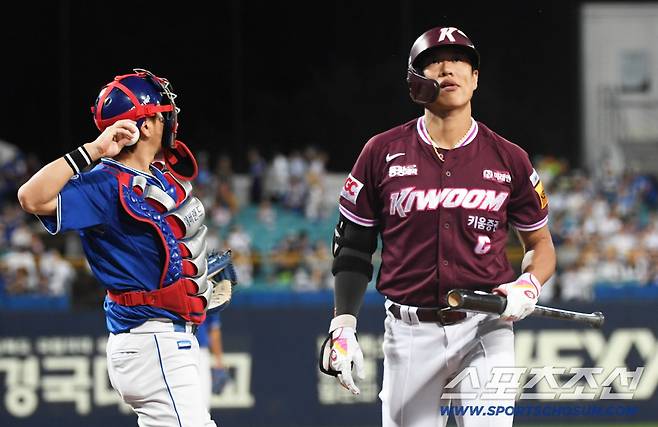 25일 대구 라이온즈파크에서 열린 삼성 라이온즈와 키움 히어로즈 경기. 키움 송성문이 삼진을 당하고 있다. 대구=박재만 기자 pjm@sportschosun.com/2025.09.25/