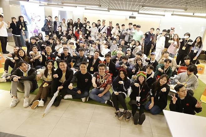 2023년 국내 PC방 이용자와 직접 소통한 라이엇 게임즈 핵심 개발진