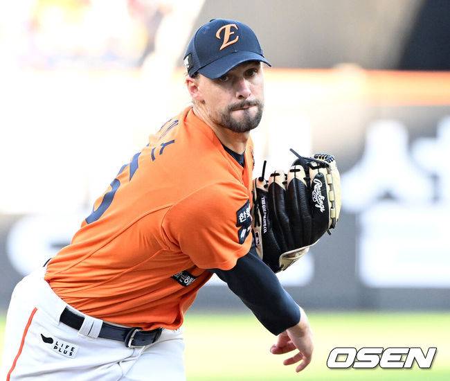 [OSEN=이대선 기자] 한화 라이언 와이스. 2025.08.24 /sunday@osen.co.kr