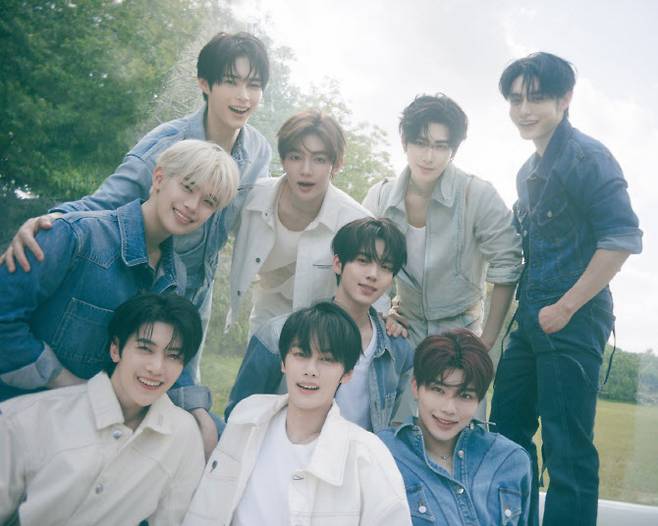 ‘보이즈플래닛’ 시즌1 데뷔조 제로베이스원(사진=웨이크원)