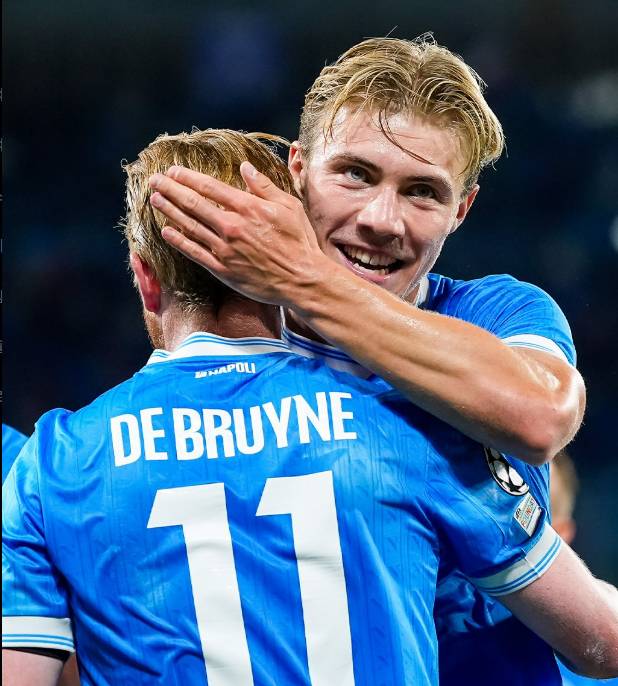 라스무스 호일룬이 나폴리와 스포르팅의 유럽축구연맹 챔피언스리그에서 멀티골을 터트렸다. 사진은 나폴리에서 활약 중인 호일룬의 모습. /사진=유럽축구연맹 챔피언스리그 공식 인스타그램 캡처