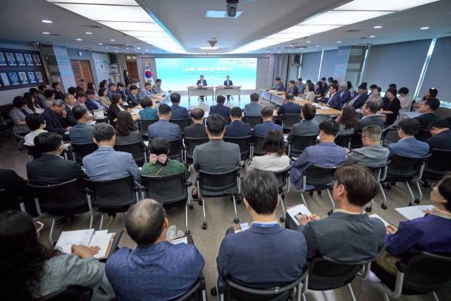 ▲ 기본사회 민관 워킹그룹 킥오프 회의 모습 ⓒ아산시