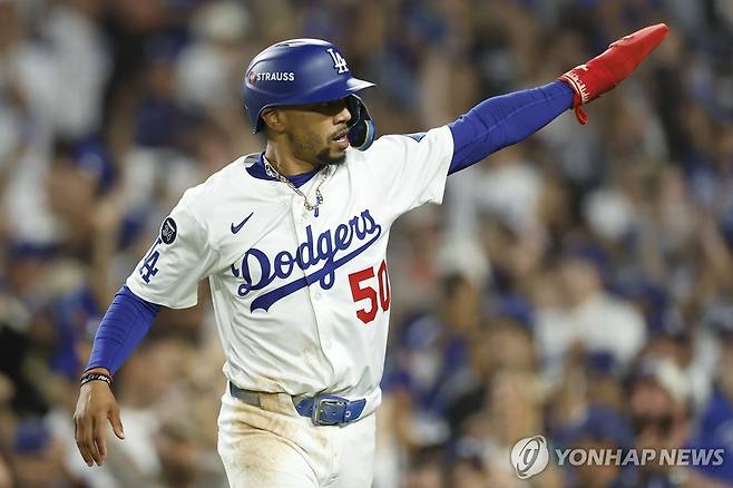 4안타를 몰아쳐 팀 승리에 앞장선 다저스 무키 베츠 [EPA=연합뉴스]