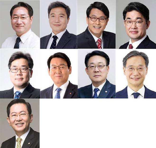 맨 위 왼쪽부터 유정복 인천시장, 이학재 인천공항공사 사장, 윤상현·배준영 국회의원. 중간 왼쪽부터 박찬대·김교흥·허종식·유동수 국회의원. 맨 아래 박남춘 전 인천시장.