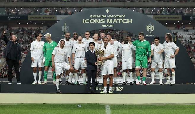 넥슨 아이콘매치는 치지직을 통해 생중계되었다. 사진=넥슨