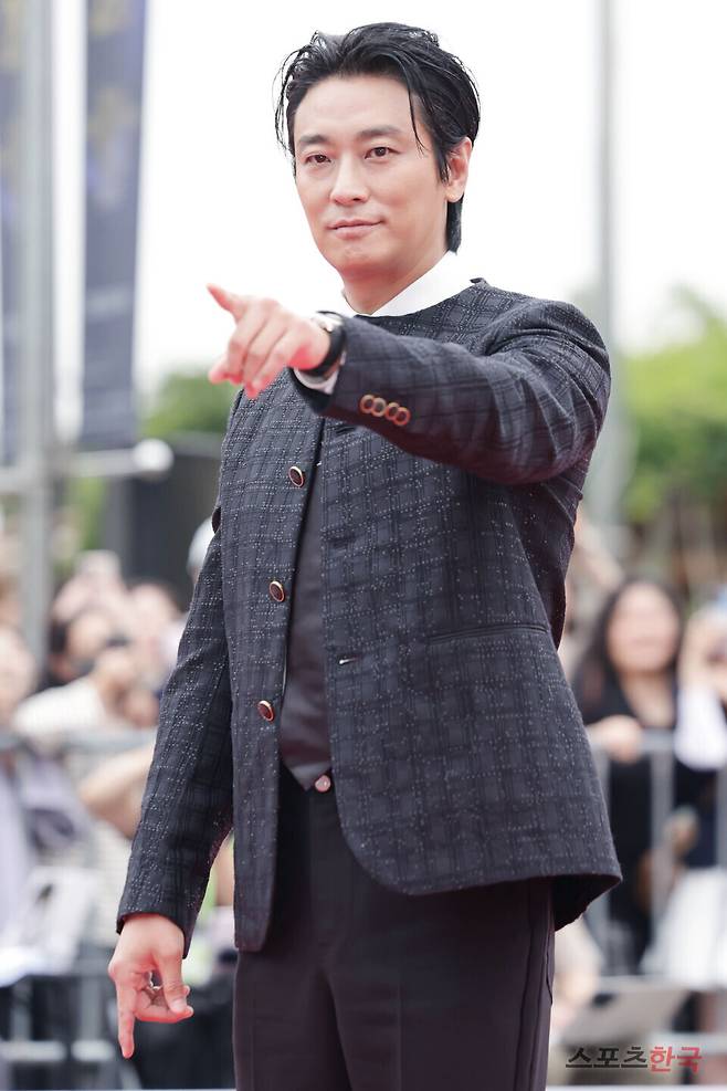 제20회 서울드라마어워즈 레드카펫 행사에 참석한 배우 주지훈. 25.10.2 ⓒ이혜영 기자 lhy@hankooki.com