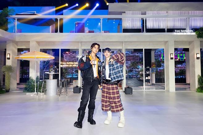 세븐틴 에스쿱스X민규, 신곡 무대 공개 (제공: 플레디스 엔터테인먼트)