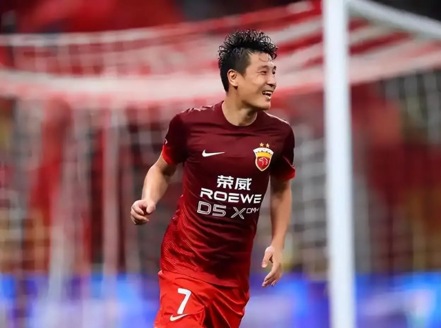 중국 매체 ‘소후닷컴’은 우레이의 다음에 대해 “솔직히 말하면 쉽지 않을 것이다. 현재 상황을 보면 우레이의 위치는 젊은 선수들이 우러러보는 곳에 있다”고 이야기했다. 사진=소후