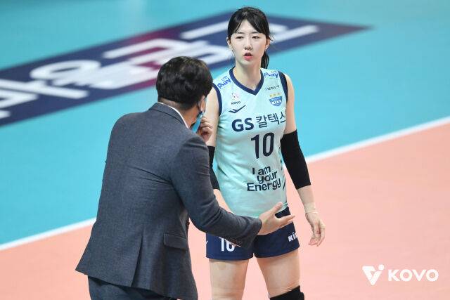 GS칼텍스 시절 강소휘와 차상현 SBS스포츠 해설위원./KOVO