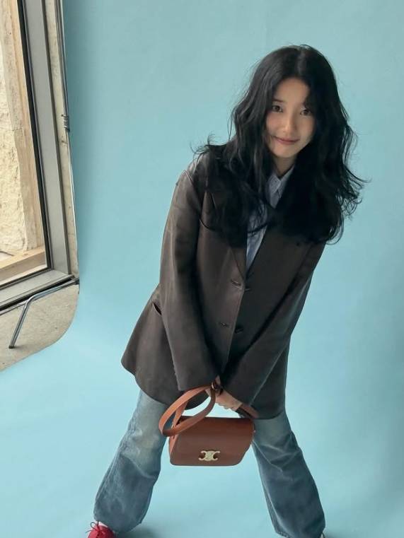 수지 소셜 미디어