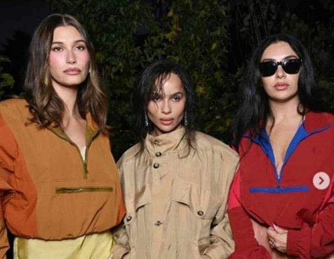 엘르UK가 인스타그램에 게재한 사진. 엘르UK 인스타그램 캡처