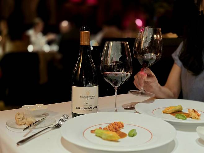 에두아르 들로네 뉘 생 조르주 르 빌리지 비에으 비뉴. 최현태 기자