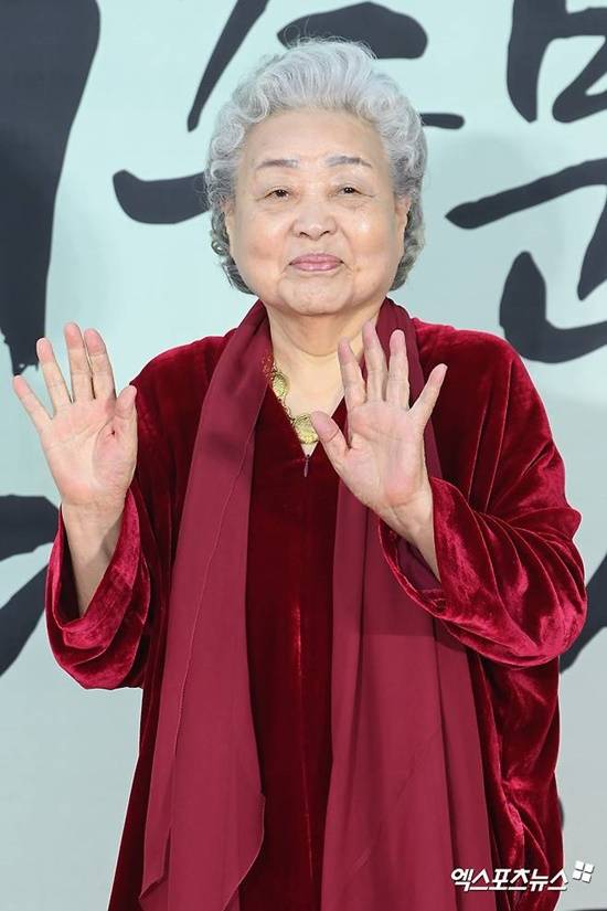 배우 강부자
