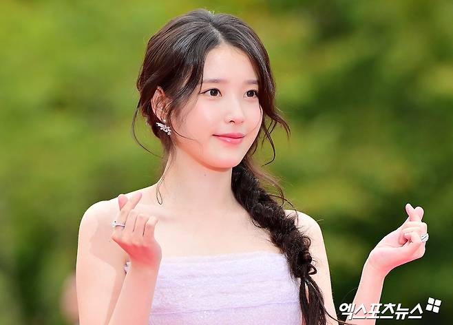 가수 겸 배우 아이유.