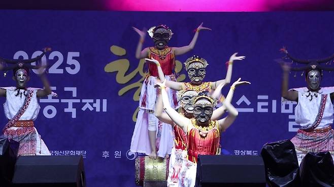 ▲ '세계 탈놀이 경연대회'에는 국내 54팀, 해외 72팀 등 총 120여 팀이 참가 신청을 하며 역대 최대 규모를 기록했다.