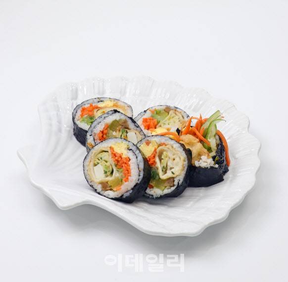 통오징어 만두김밥