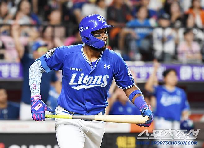 29일 대전 한화생명볼파크에서 열린 삼성-한화전. 3회초 무사 1루. 디아즈가 투런포를 치고 있다. 대전=정재근 기자 cjg@sportschosun.com/2025.8.29/