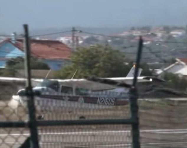 에드 갈킨의 항공기. 데일리메일