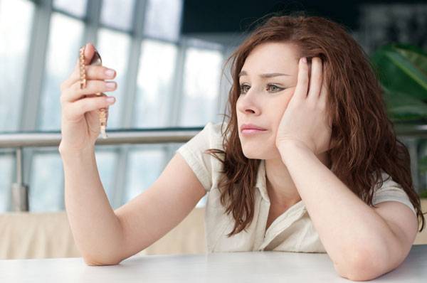 모임 자리를 자꾸 피한다면 단순한 귀찮음이 아니라 불안에서 비롯된 것일 수 있다​./사진=클립아트코리아