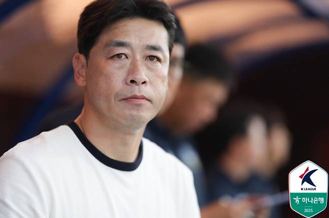 충남아산FC를 이끌었던 배성재 감독. 사진=프로축구연맹