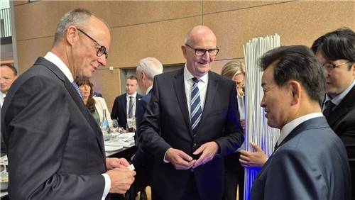 ▲ 독일 방문한 정동영 통일부 장관. 통일부 제공.