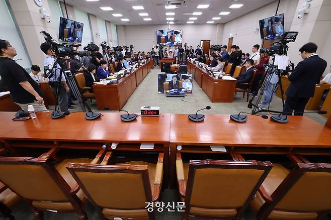 지난 9월 30일 국회 법제사법위원회 회의장에 조희대 대법원장 등의 불출석으로 인해 비어 있는 자리가 보인다. 박민규 선임기자