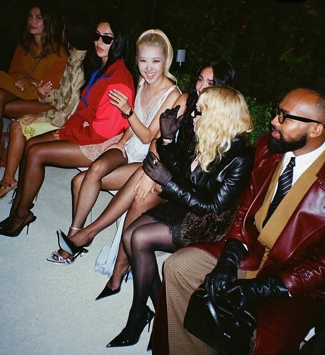 [인스타그램 @madonna]