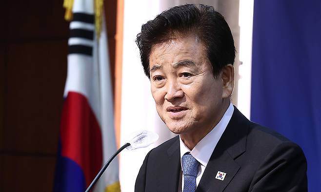 정동영 통일부 장관이 29일(현지시간) 독일 베를린에서 기자간담회를 하고 있다. 세계일보 자료사진