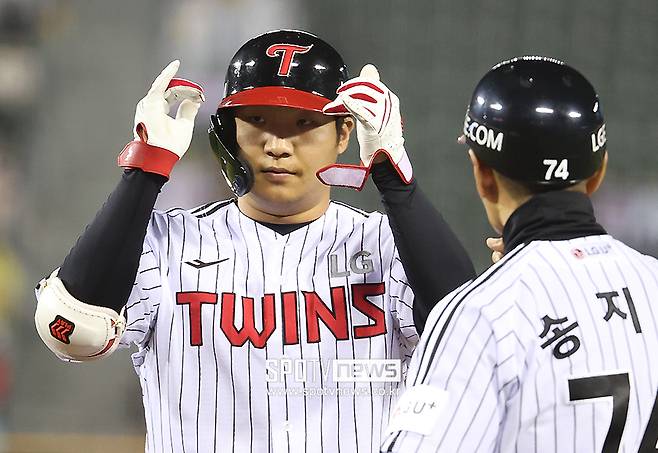 ▲ 문보경이 살아나야 LG 타선의 폭발력이 완성될 수 있다 ⓒ곽혜미 기자