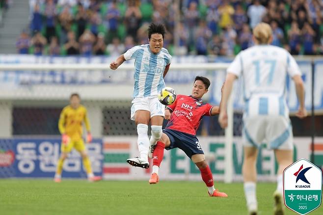 울산 HD가 5일 열린 하나은행 K리그1 2025 32라운드 원정 경기에서 김천 상무에 0-3으로 대패했다. (한국프로축구연맹 제공)