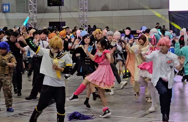 행사의 하일라이트 행사였던 '랜덤 플레이 댄스' 현장