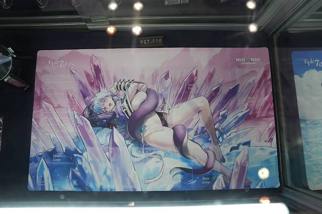 '에픽세븐' TCG 장패드 굿즈