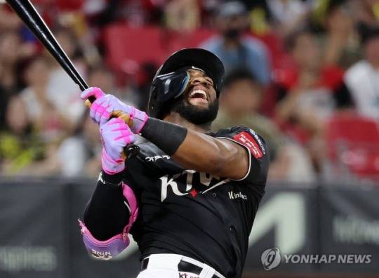 아쉬워하는 로하스 / 사진=연합뉴스