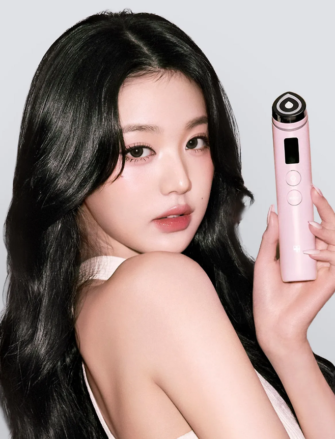 에이피알의 부스터프로 블랙[사진 출처=메디큐브 홈페이지 갈무리]