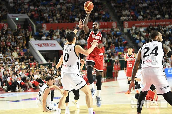 [서울=뉴시스]프로농구 SK 워니. (사진=KBL 제공)