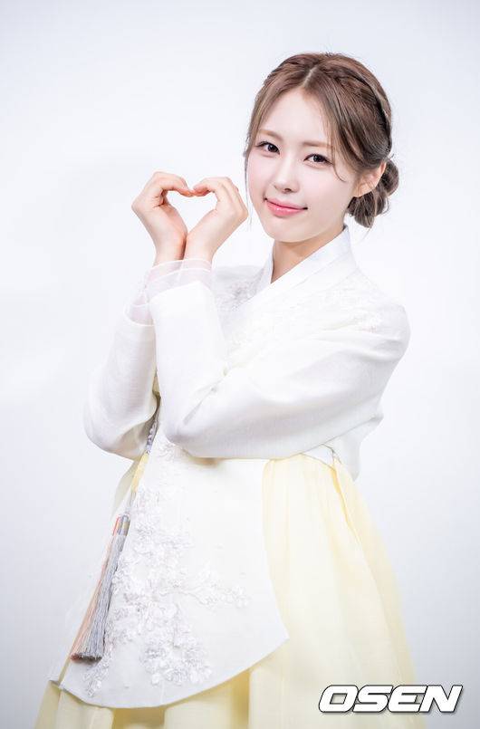 [OSEN=최규한 기자] 그룹 이프아이 원화연 한복 인터뷰. 2025.10.04 / dreamer@osen.co.kr