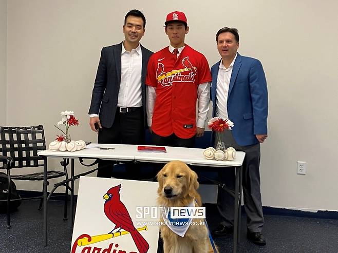 ▲ 당시 고교 최고 외야 자원으로 뽑혔던 조원빈은 세인트루이스와 계약한 뒤 메이저리그 도전을 이어 가고 있다 ⓒ세인트루이스