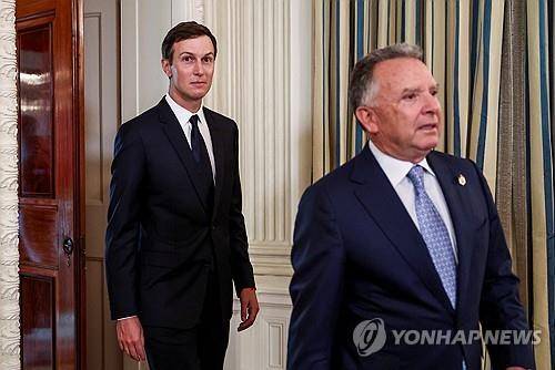 트럼프 사위 쿠슈너(왼쪽)와 위트코프 중동특사 [로이터 연합뉴스 재판매 및 DB금지]