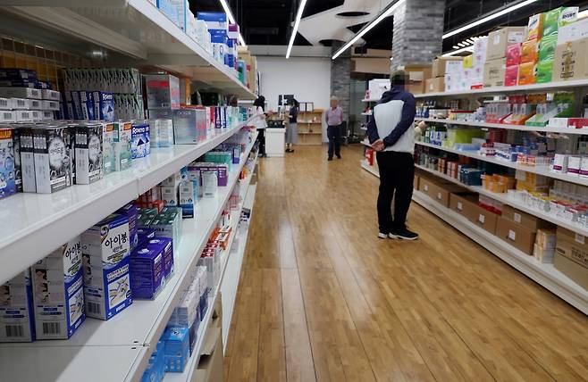 전주에도 개업한 창고형 약국 [촬영 나보배]