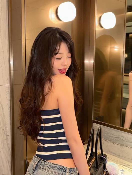 사진=장원영 공식 계정